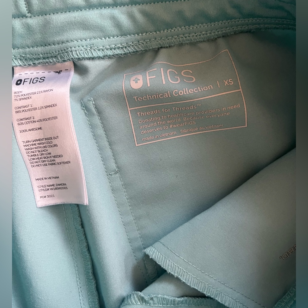 Figs Limited Edition Aqua Joggers - Picture 3 of 3
